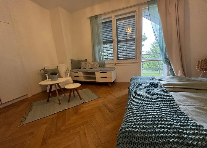 Madarasz 3 Deluxe Vendeghaz *